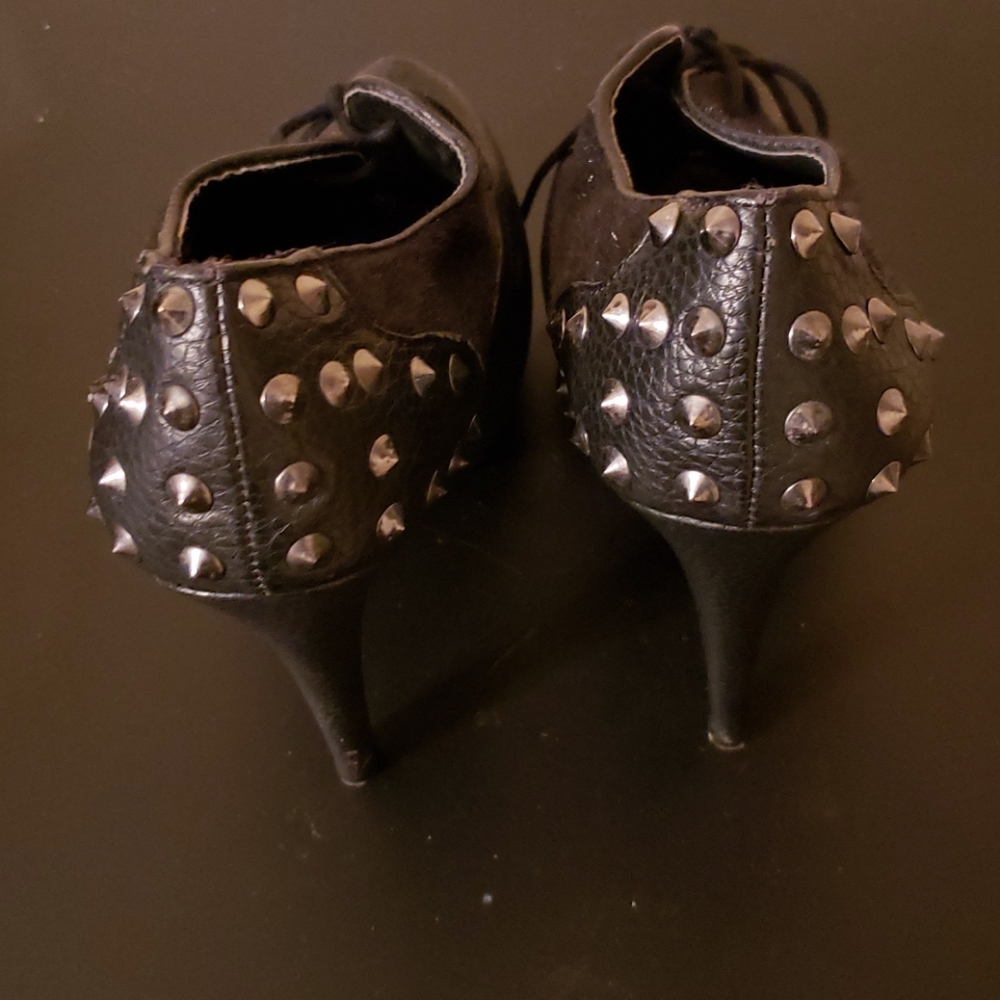Penny loves Kenny platform heels